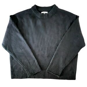 NWOT American Eagle Outfitters Women’s Black Crewneck Sweater Size L
